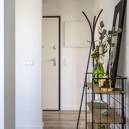 Apartment Akicity Campolide Alabaster *