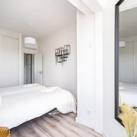 Akicity Campolide Alabaster Lisboa